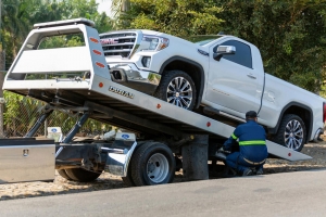 Predatory towing in Florida has emerged as a pressing issue for the Sunshine State.